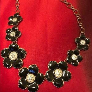 Kate Spade necklace. Black lacquered flowers.